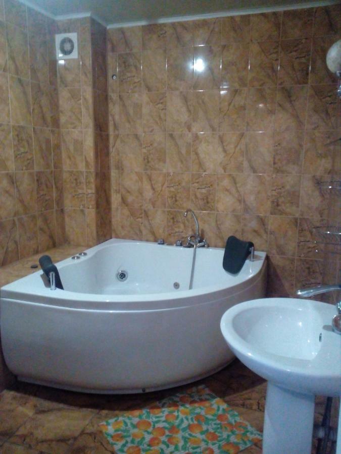 Imperial Hotel Krivoy Rog Kryvyi Rih Zewnętrze zdjęcie